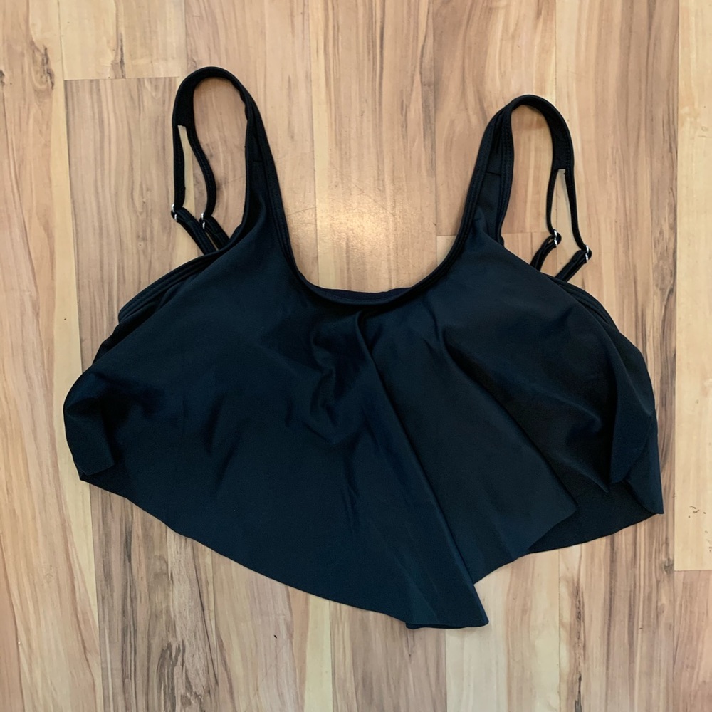 Bathing Suit Top with Adjustable Straps.